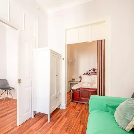 Guestready - Feels Like In Lissabon